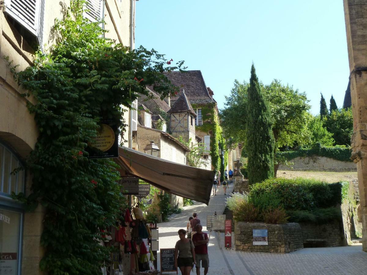 Appartement Centre Medieval Le Boudoir De Marie Sarlat-la-Caneda Luaran gambar